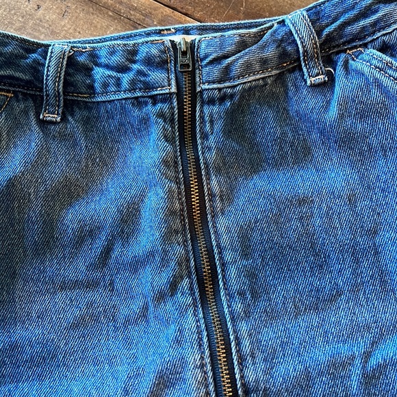 Hollister EUC jean skirt. - Picture 2 of 4